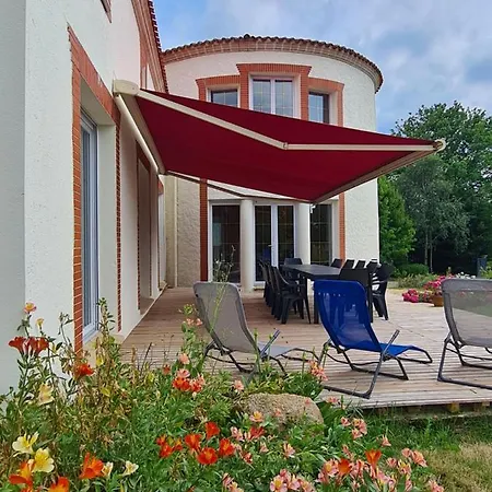 Prázdninový dům Splendide La Tour Blanche 12min Du Puy Du Fou Saint-Amand-sur-Sevre