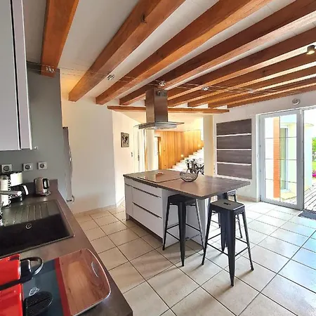 Feriehus Splendide La Tour Blanche 12min Du Puy Du Fou