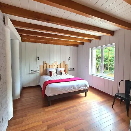 Splendide La Tour Blanche 12min Du Puy Du Fou Feriehus Saint-Amand-sur-Sevre