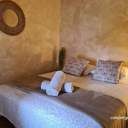 Splendide La Tour Blanche 12min Du Puy Du Fou Saint-Amand-sur-Sevre