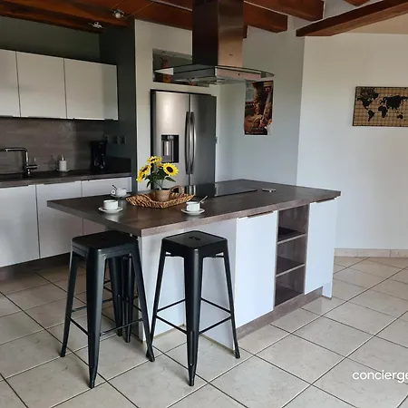 Splendide La Tour Blanche 12min Du Puy Du Fou *