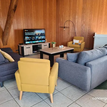 Splendide La Tour Blanche 12min Du Puy Du Fou